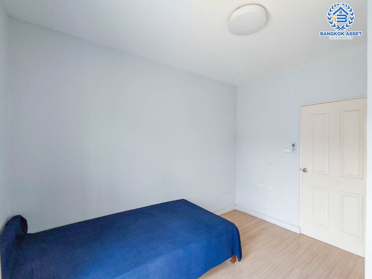 *****ทาวน์เฮ้าส์มือสองย่านนนทบุรี ม.ซิตี้เซนส์ รัตนาธิเบศร์-เลี่ยงเมืองนนท์ หลังมุม เนื้อที่ 25.1 ตร.ว. ฟังก์ชัน 3 ห้องนอน 2 ห้องน้ำ 2 ที่จอดรถ บนสุดยอดทำเล เข้า-ออกได้หลายเส้นทาง ถนนรัตนาธิเบศร์, ถนนตัดใหม่เลี่ยงเมืองนนทบุรี ใกล้รถไฟฟ้าสายสีม่วง "สถานีแยกนนทบุรี 1" และทางด่วน "งามวงศ์วาน"